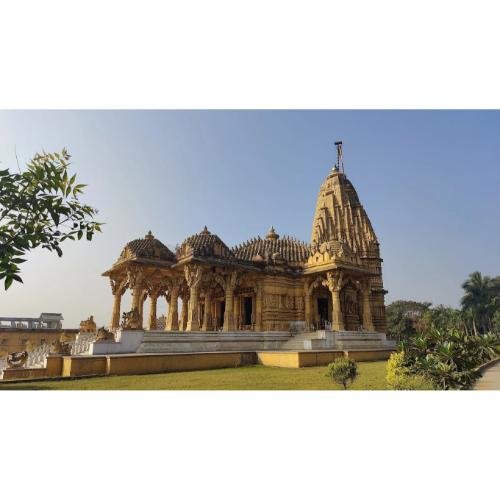 Shri Simandhar Swami Jain Tirth, Nandigam, Bhilad,Valsad ,Gujarat