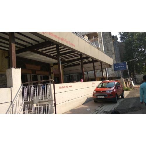 Shri Sthanakwasi Jain Upashray, Meghdoot Society, Athwalines, Athwa,Surat,Gujarat