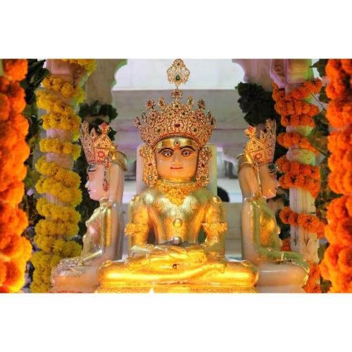 Shri Samavashran Jain Tirth, Kachra Pole, Nanavat,Surat,Gujarat