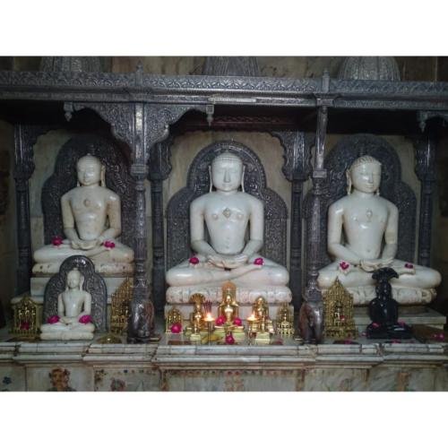Shri 1008 Shantinath Digamber Jain Mandir, Nani Chipwad, Gopipura,Surat,Gujarat