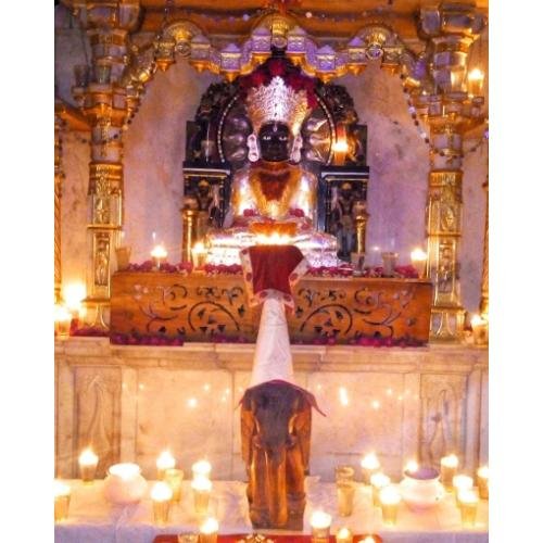 Shri Neminath Swami Gruh Jinalaya, Gopipura,Surat,Gujarat