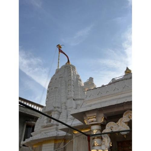 Shri Shantinath Bhagwan Jain Shwetamber Mandir, Karjan, Surat,Gujarat
