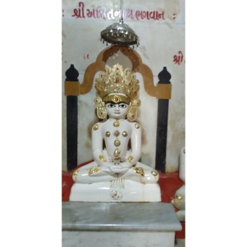 Shri Jain Derasar, Main Road, Sayla,Surendranagar,Gujarat