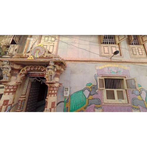 Shri Naminath Jain Derasar, Pandol Ni Pol, Vada Chauta Road, Nanavat,Surat,Gujarat