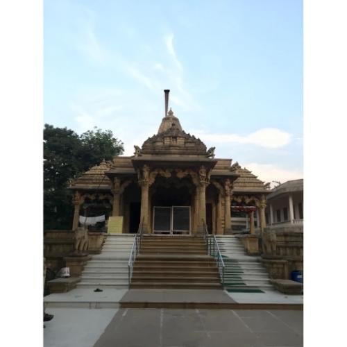 Shri Parshvnath Jain Shwetamber Mandir, Housing Sector, GIDC, Vapi,Valsad,Gujarat