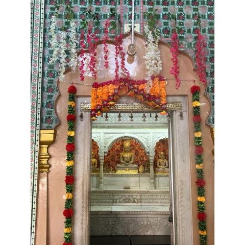 Shri Adinath Bhagwan Shwetamber Jain Mandir, Main Bazar, Sadhaura,Yamuna Nagar,Haryana