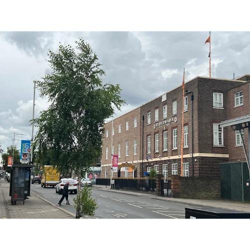 Gurdwara Singh Sabha Sahib/Singh Sabha London East (Seven Kings) Gurdwara
