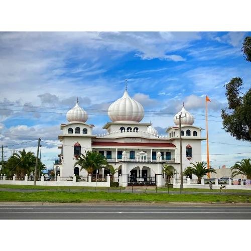 Gurudwara Sri Guru Singh Sabha Craigieburn Victoria, Australia