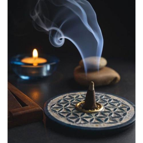 The importance and mystery of incense sticks in Indian culture